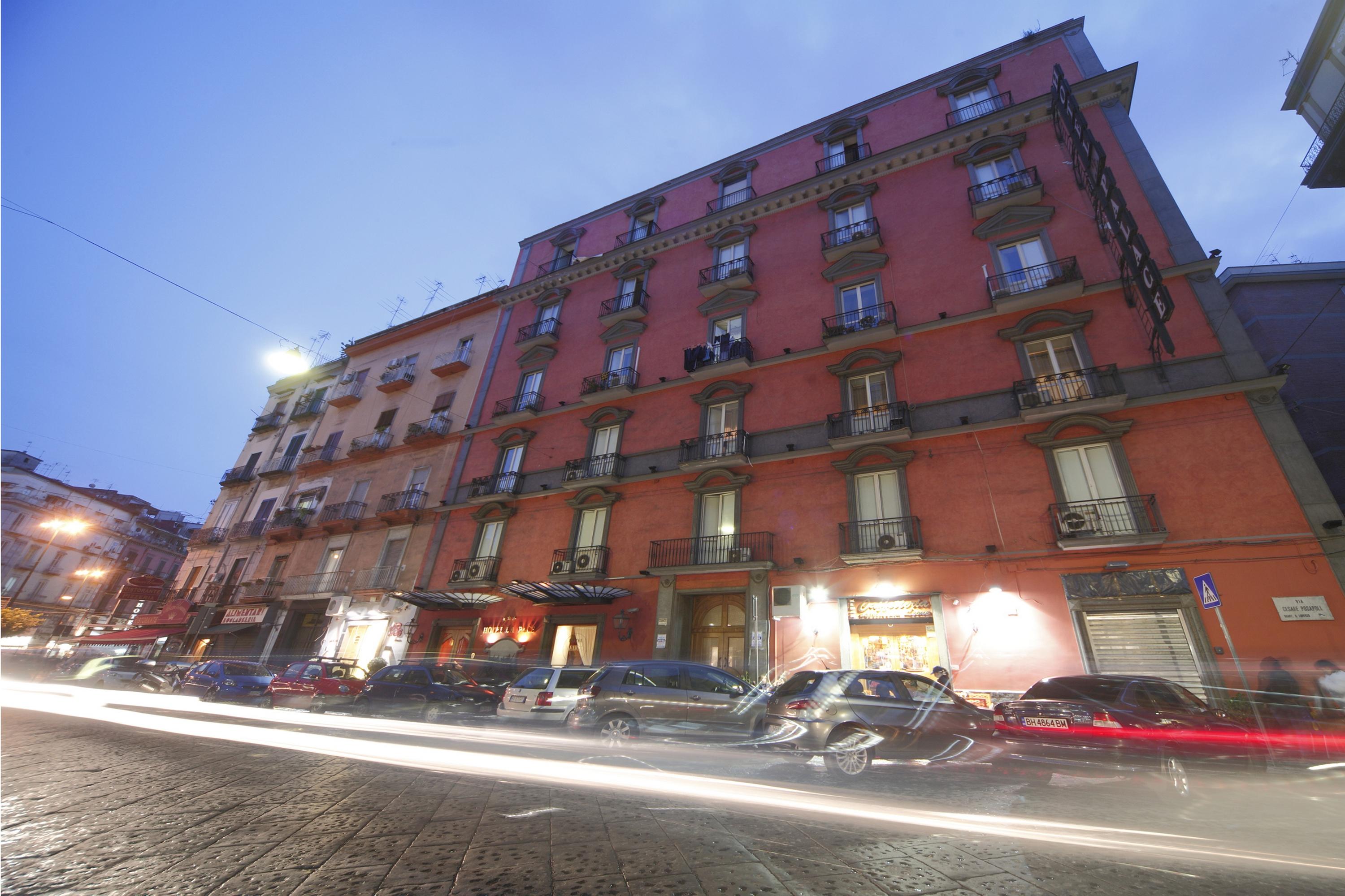 Hotel La Pace Neapel Exteriör bild